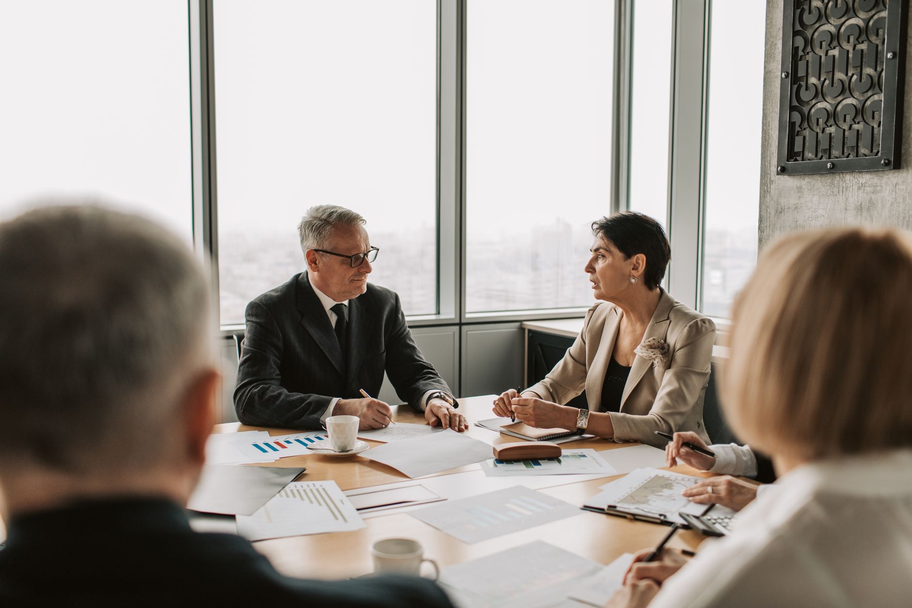 Corporate legal advisory and strategic meetings